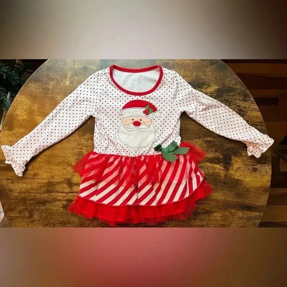 Toddler Santa dress. Size: 4